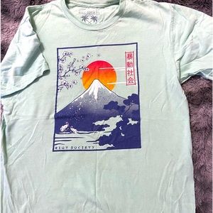 Riot Society tee size M